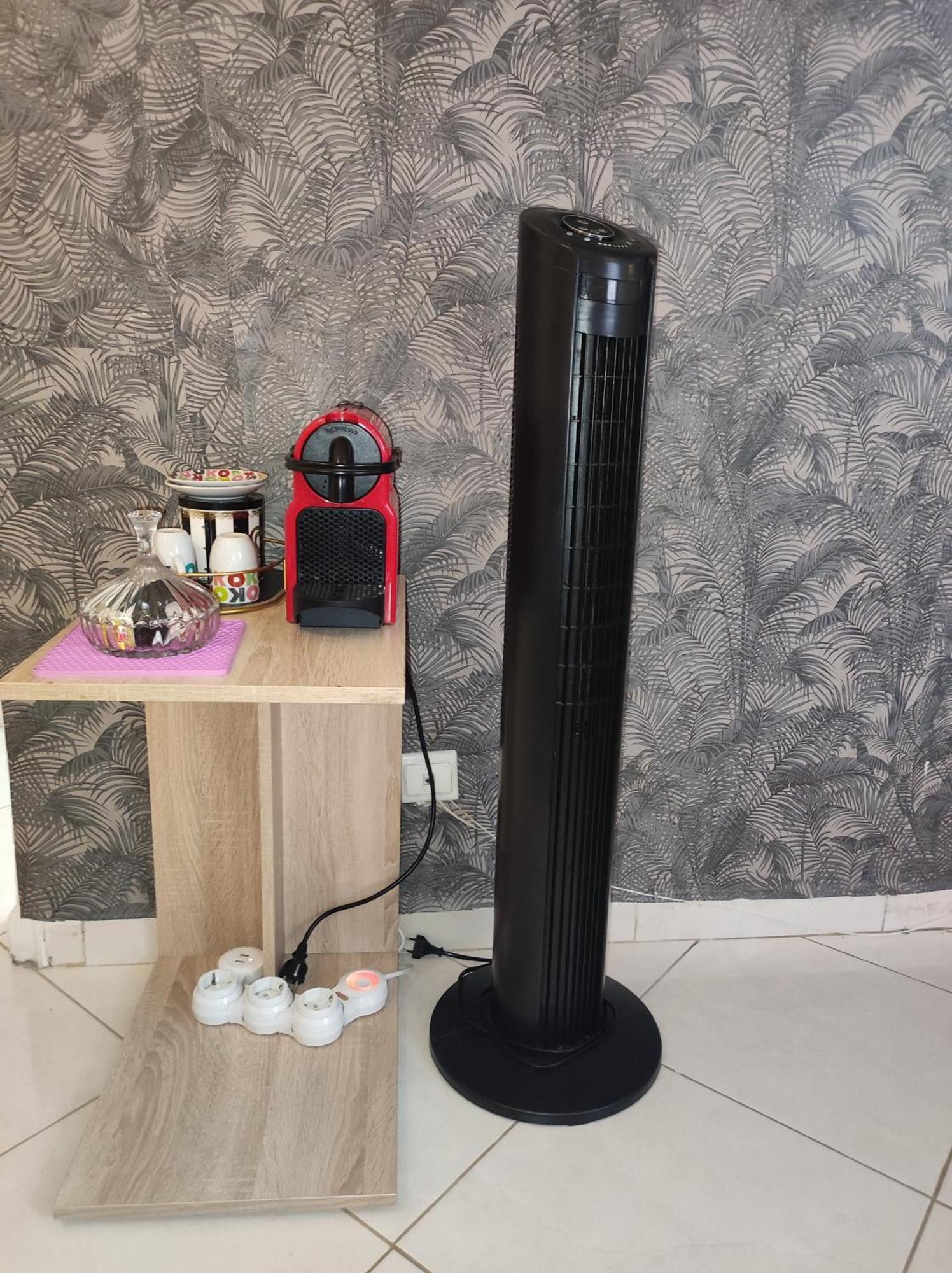 Superbe appartement au rez-de-chaussée avec clim mobile,parking et wifi gratuit Casablanca Esterno foto
